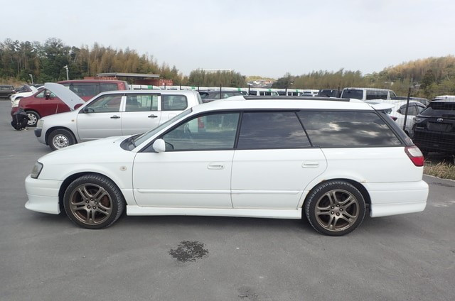 Subaru Legacy 2001 (3)