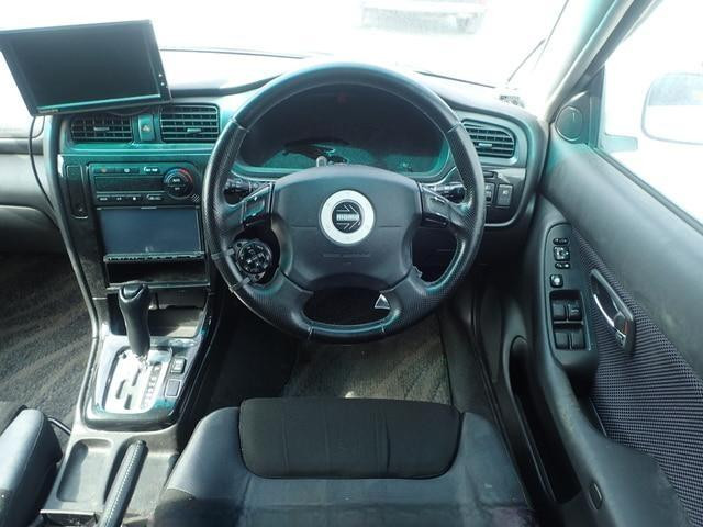 Subaru Legacy 2001 (8)