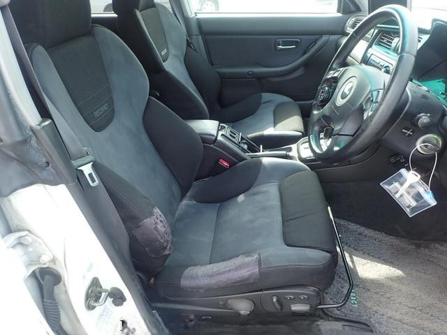 Subaru Legacy 2001 (6)