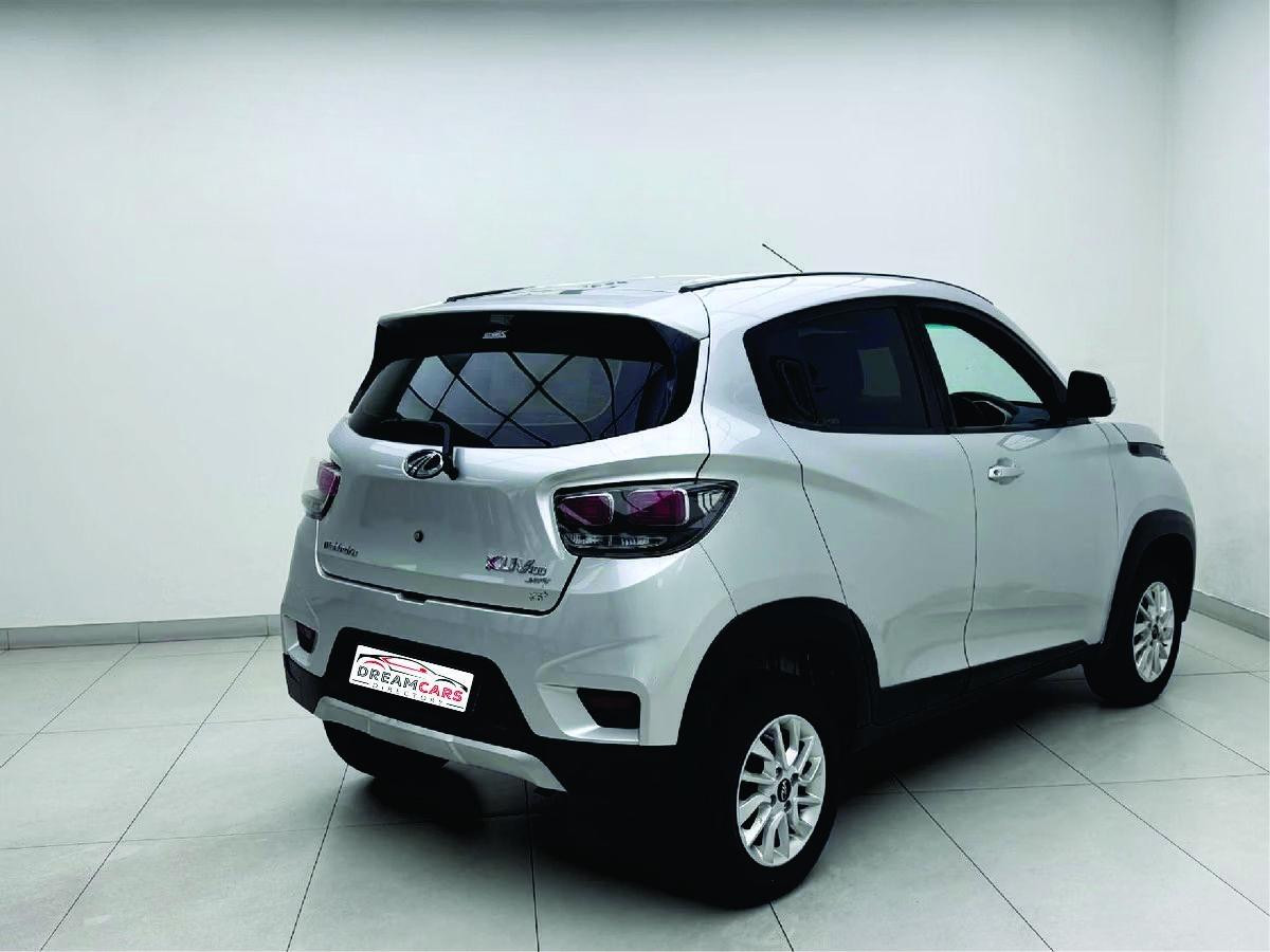 Mahindra KUV 100 2018 (2)