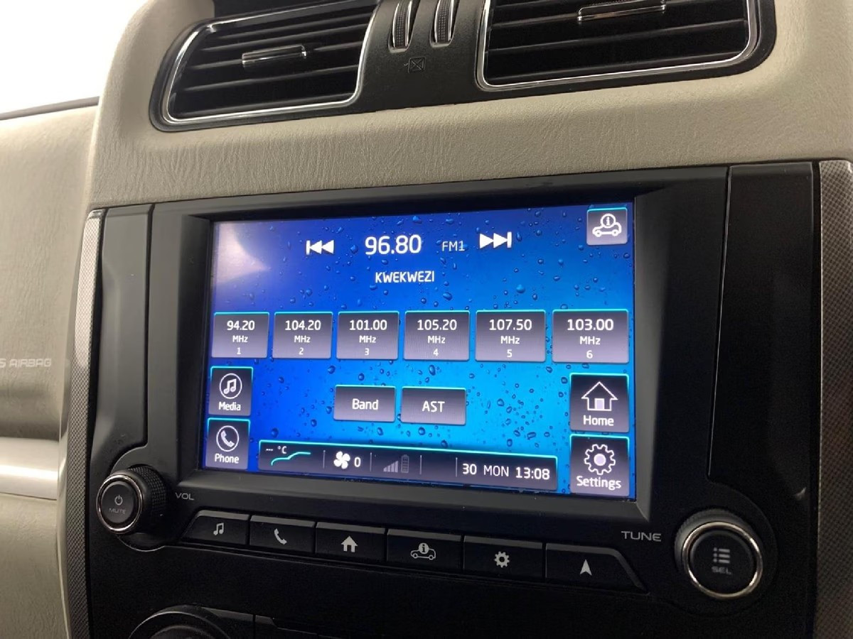 Mahindra Scorpio 2020 (8)