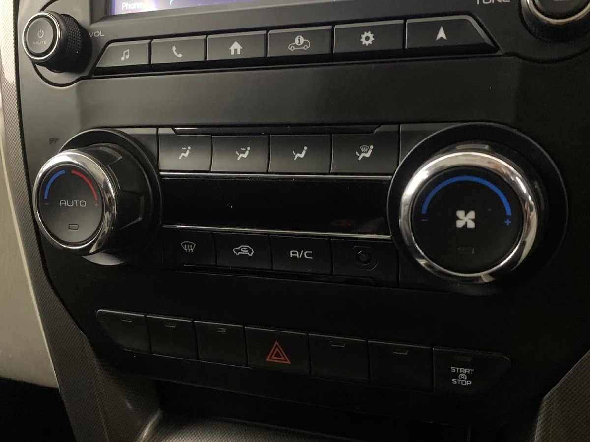 Mahindra Scorpio 2020 (9)