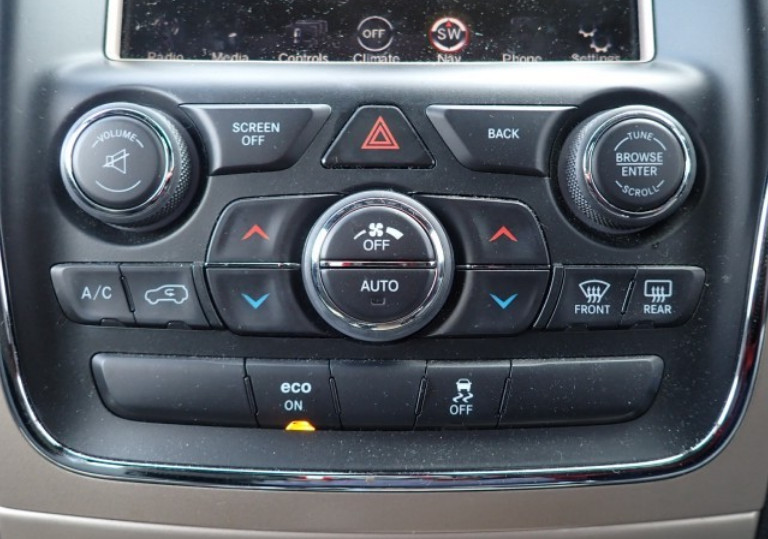 Jeep Grand Cherokee 2014 (9)