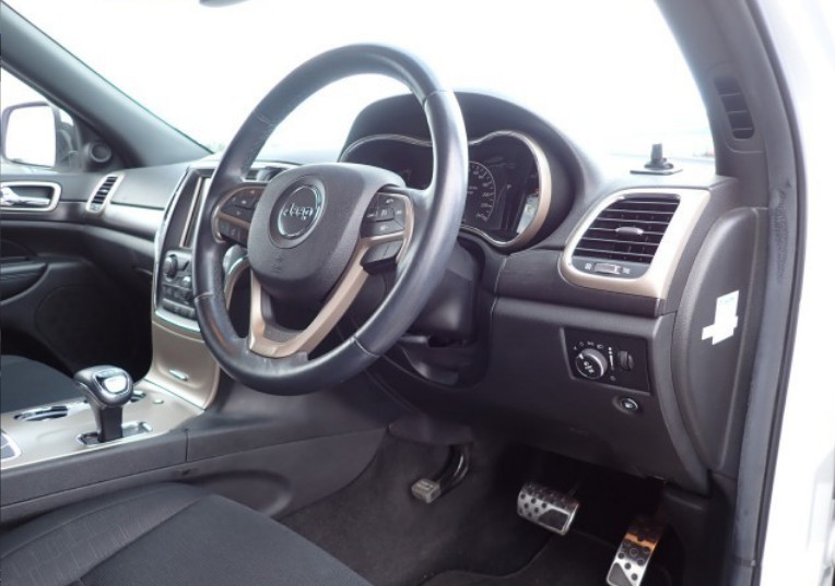 Jeep Grand Cherokee 2014 (4)