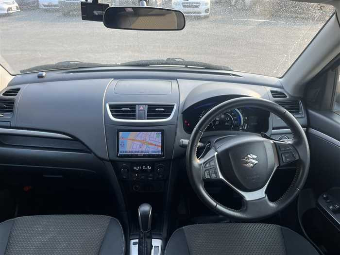 Suzuki Swift 2015 (6)