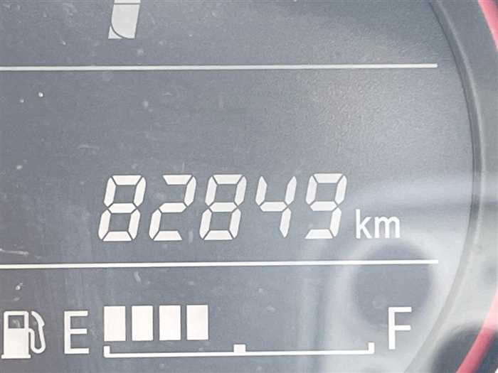 Suzuki Alto 2017 (7)