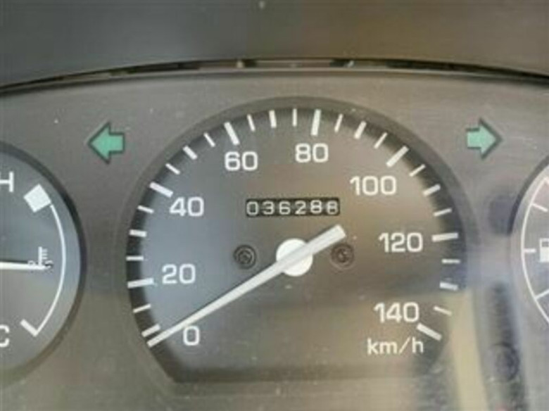 Daihatsu Hijet 2002 (8)