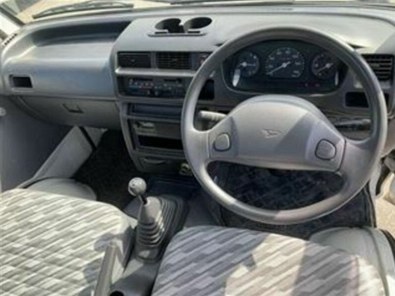 Daihatsu Hijet 2002 (6)