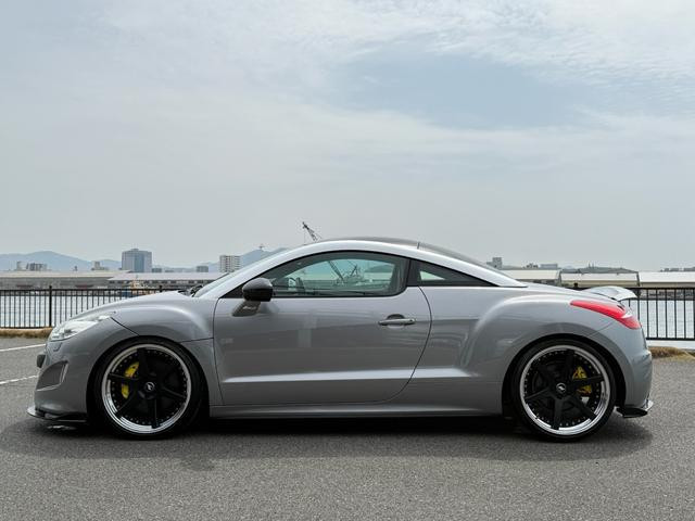 Peugeot RCZ 2012 (3)