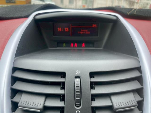 Peugeot 207 2008 (8)