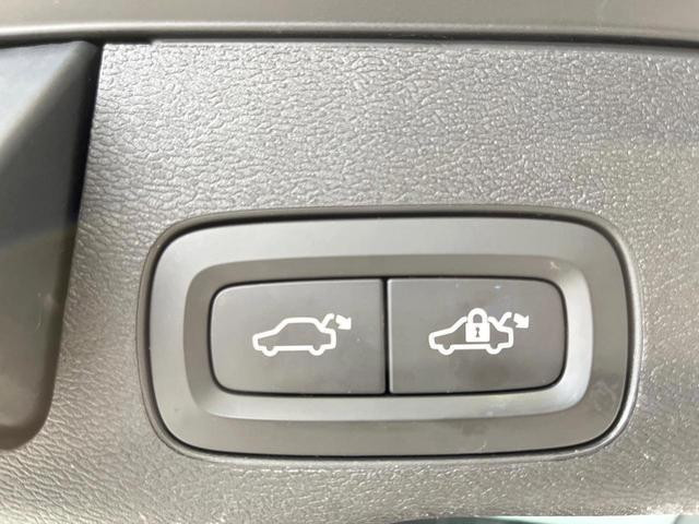 Volvo XC60 2017 (10)