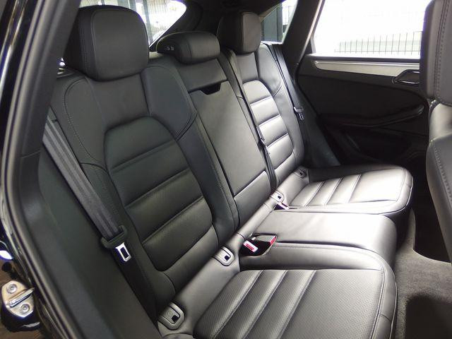 Porsche Macan Turbo 2015 (9)