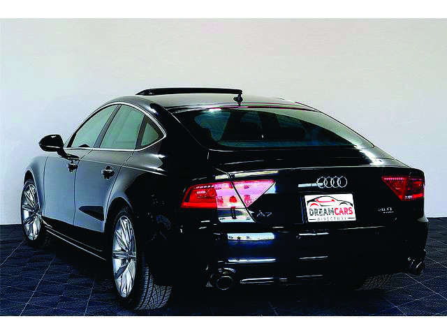 Audi A7 2011 (4)