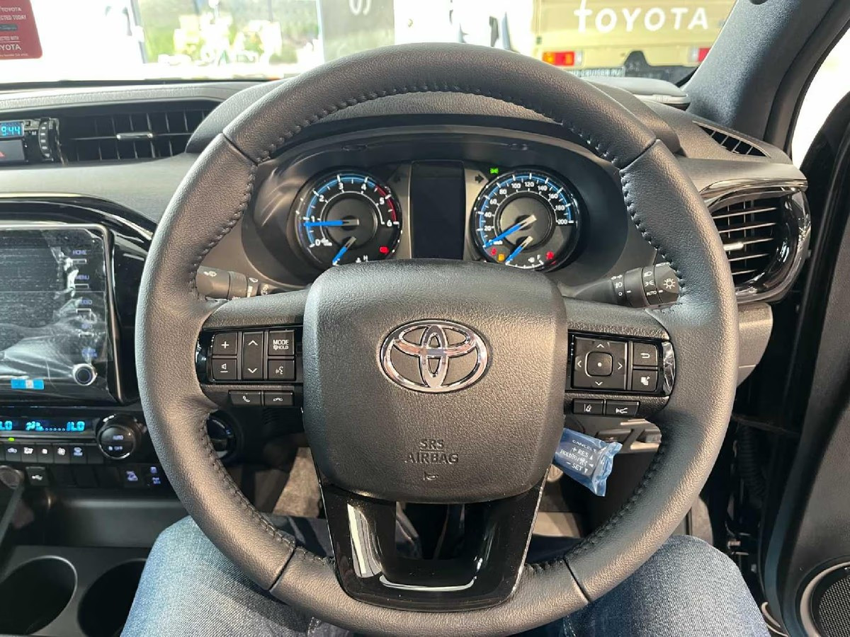 Toyota Hilux 2026 (5)