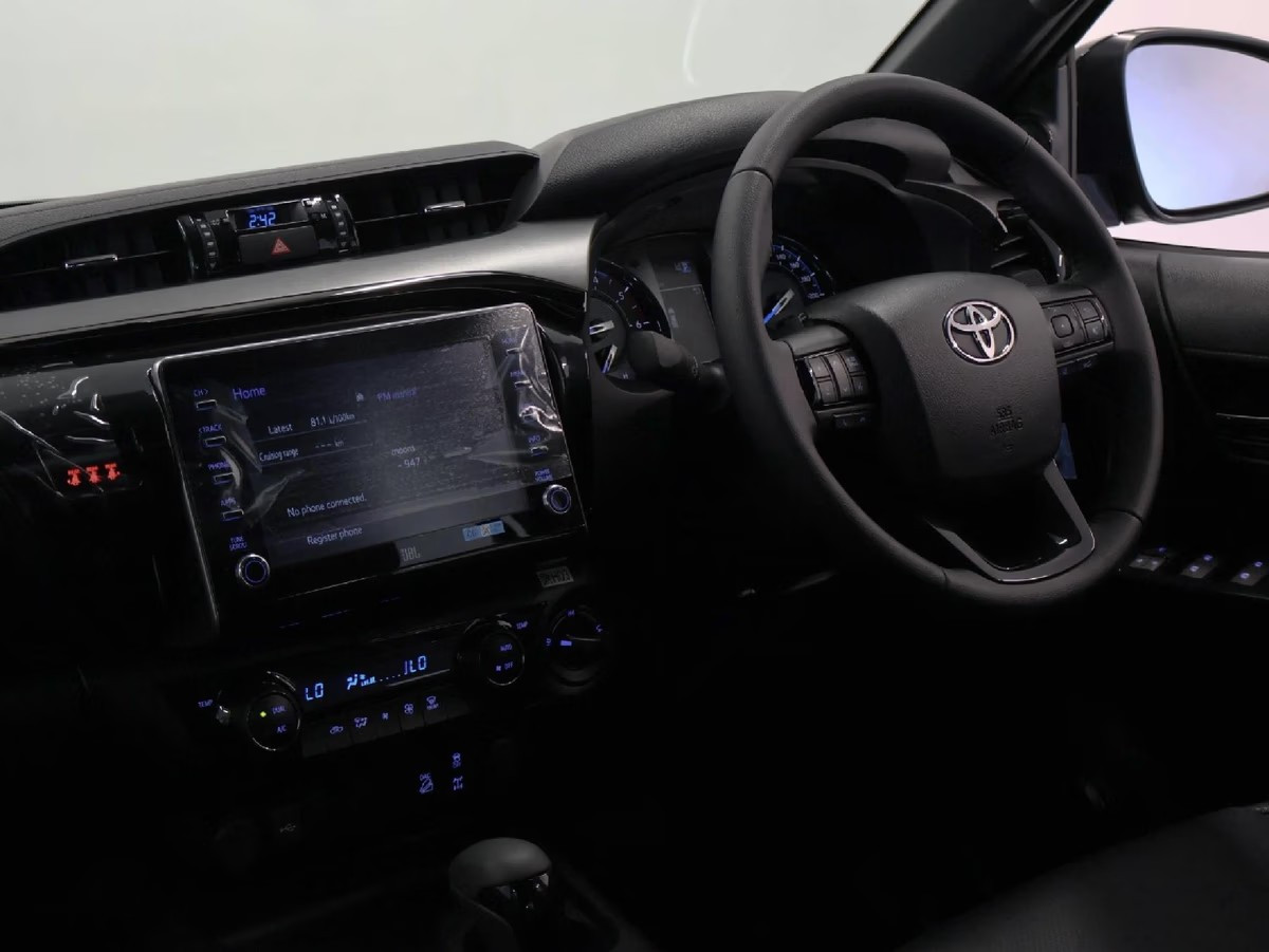 Toyota Hilux 2026 (5)