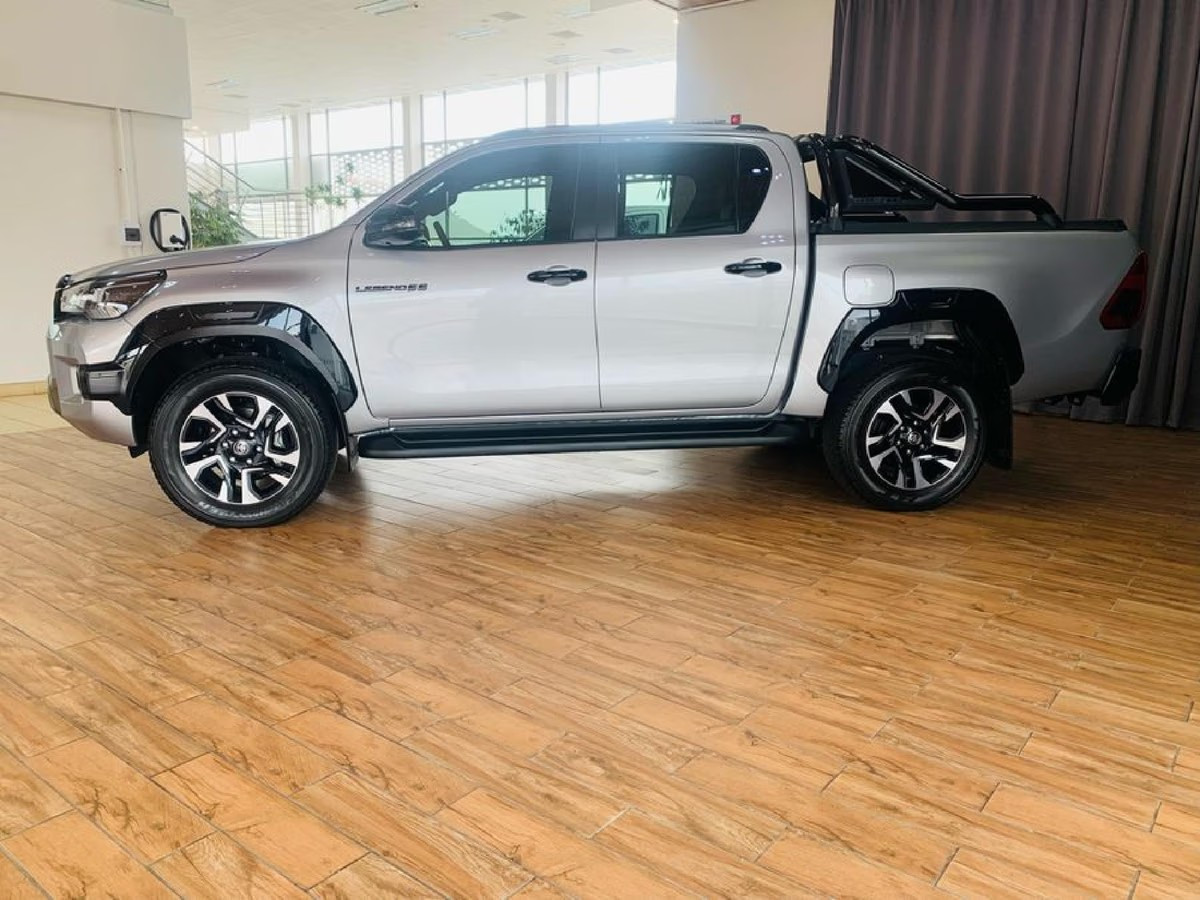 Toyota Hilux 2026 (3)