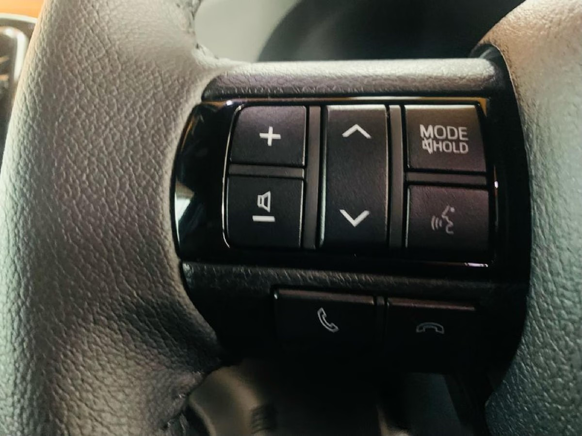 Toyota Hilux 2026 (8)