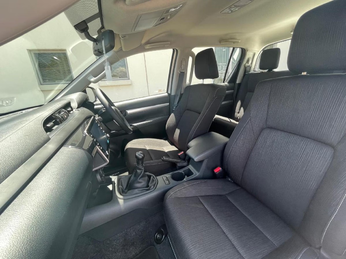 Toyota Hilux 2026 (9)