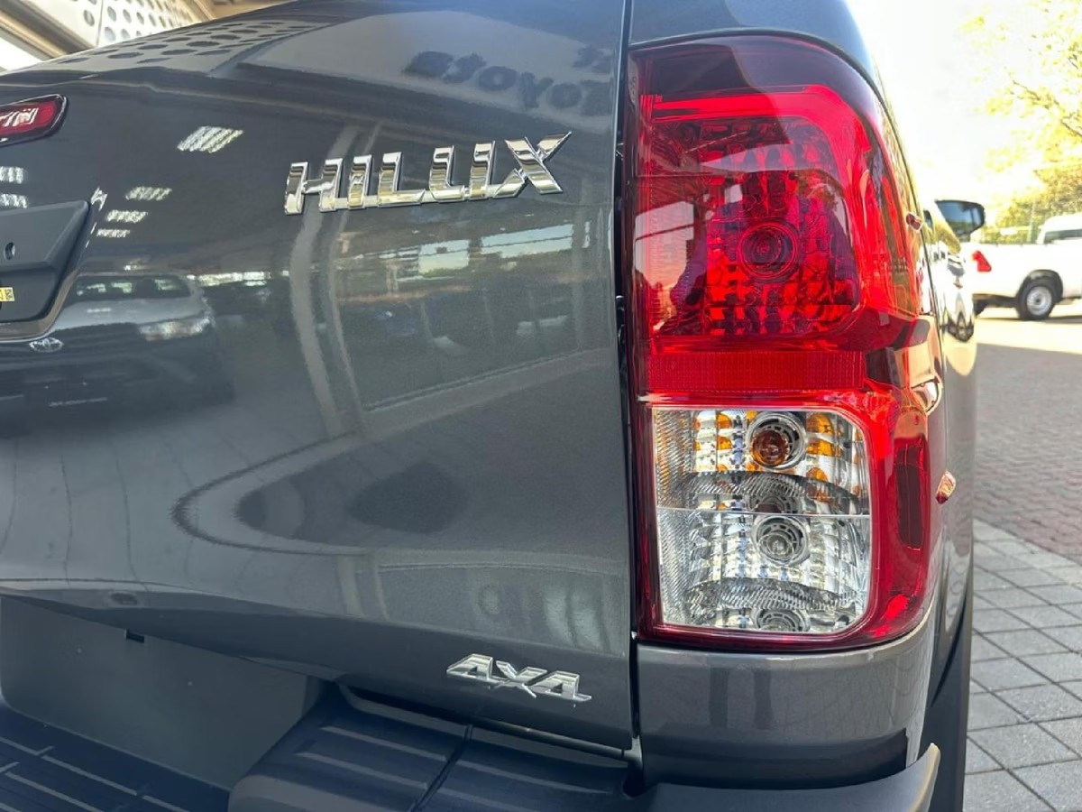 Toyota Hilux 2026 (6)