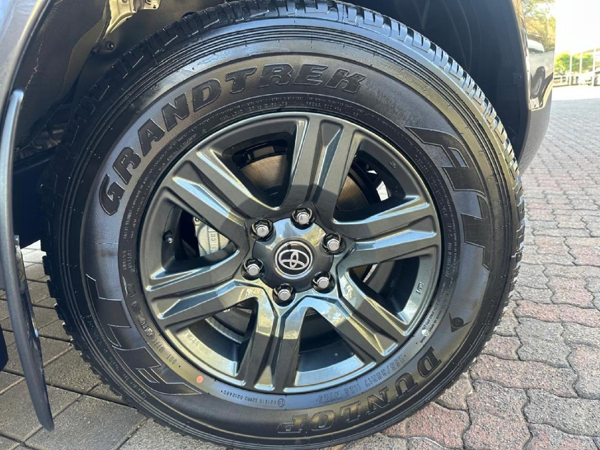 Toyota Hilux 2026 (4)
