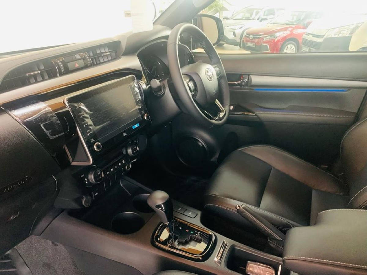 Toyota Hilux 2026 (3)