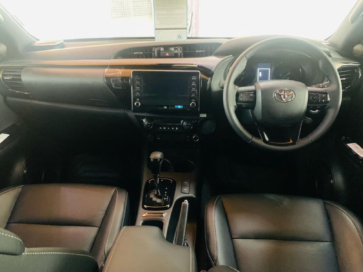 Toyota Hilux 2026 (4)