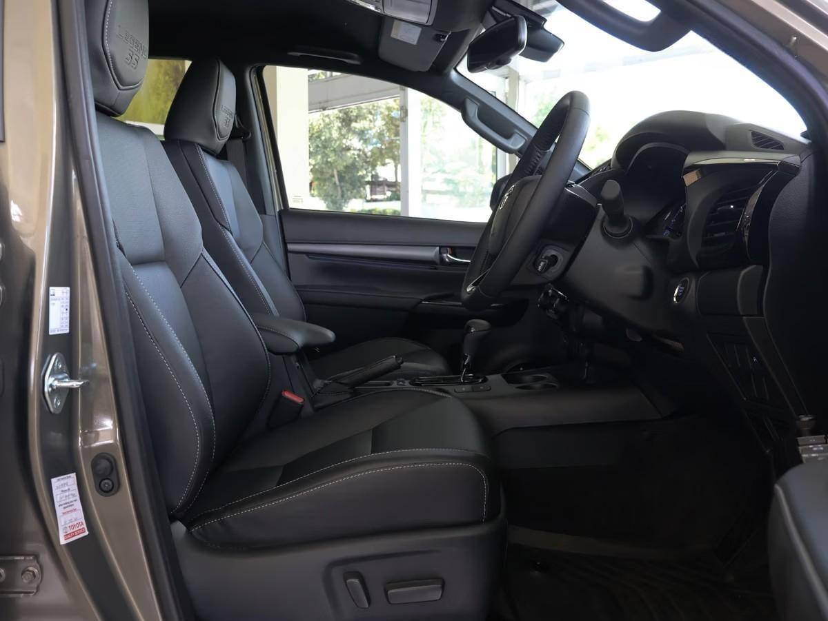 Toyota Hilux 2026 (3)
