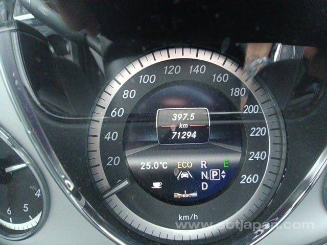 Mercedes-Benz E250 2013 (6)