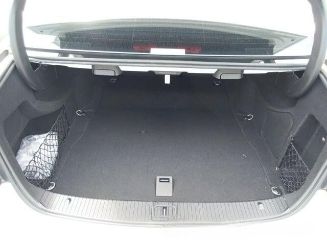 Mercedes-Benz E250 2012 (10)