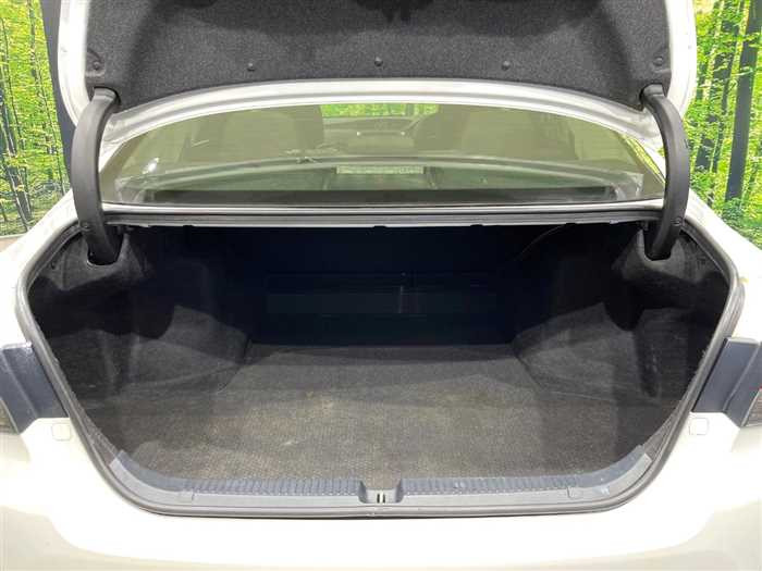 Toyota Mark X 2015 (6)