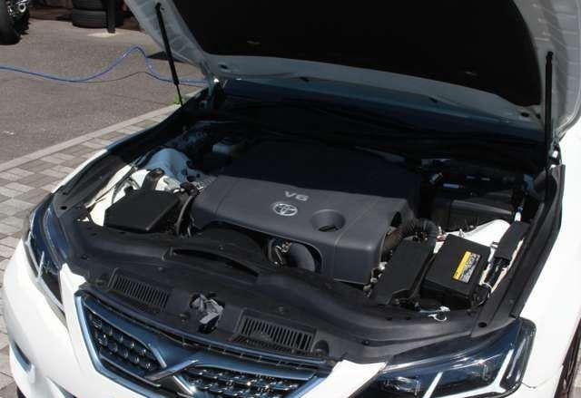 Toyota Mark X 2009 (4)