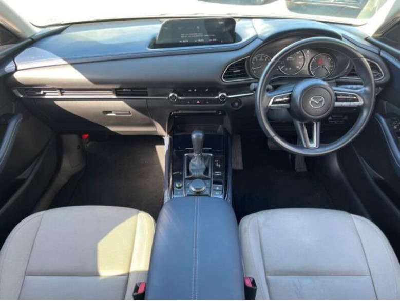Mazda CX-30 2020 (7)