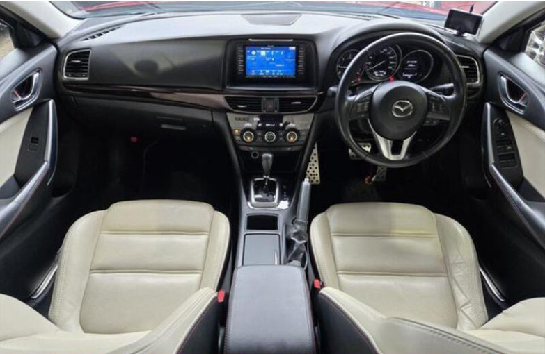Mazda Atenza 2013 (9)