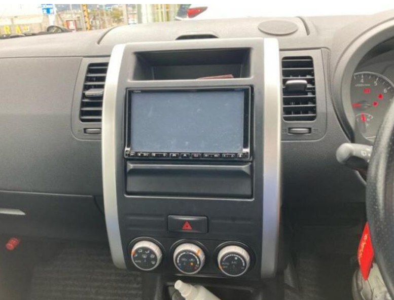 Nissan X-Trail 2011 (7)