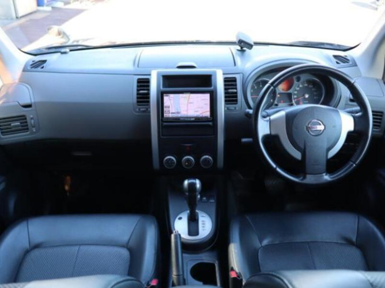 Nissan X-Trail 2009 (5)