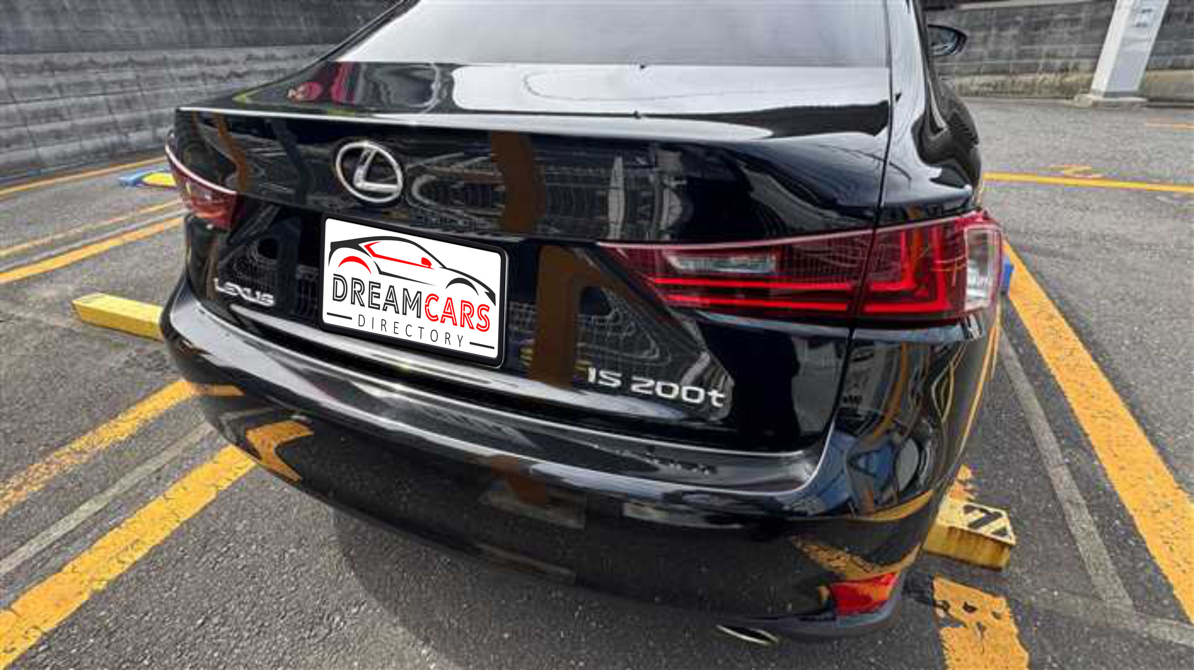 Lexus IS 200t 2015 (3)