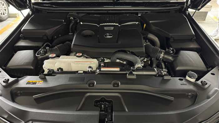 Lexus GX 550 2025 (4)