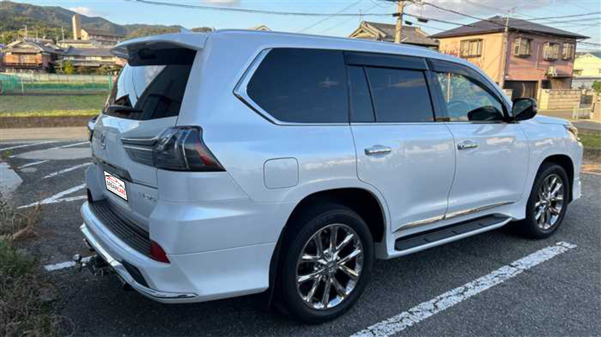 Lexus LX 570 2018 (3)