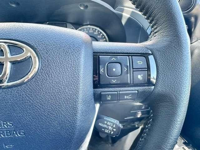 Toyota Hilux 2021 (6)