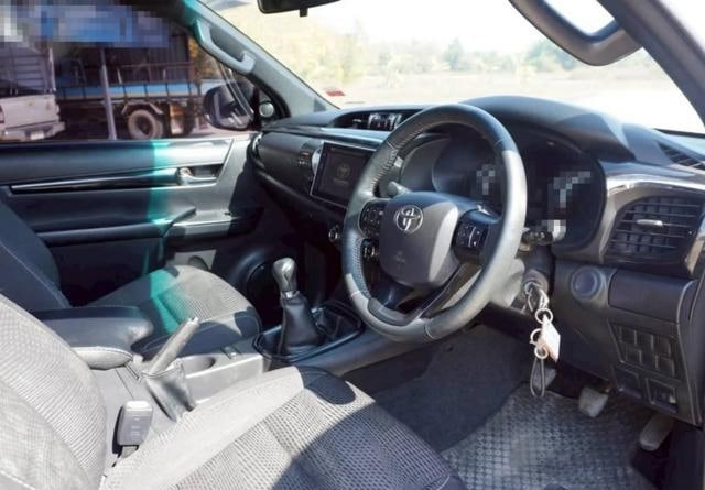 Toyota Hilux 2020 (7)
