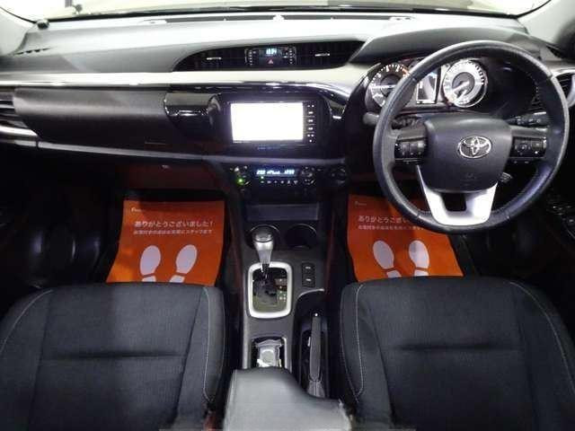 Toyota Hilux 2022 (7)