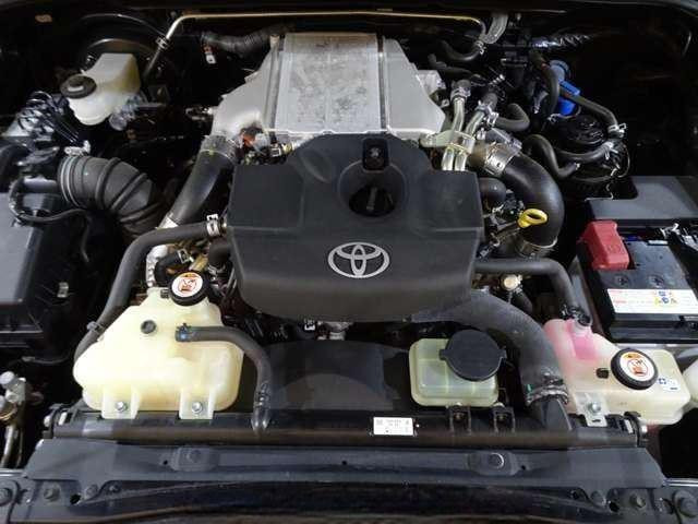 Toyota Hilux 2022 (4)