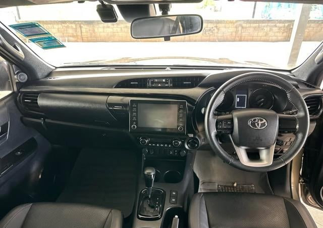 Toyota Hilux 2020 (5)