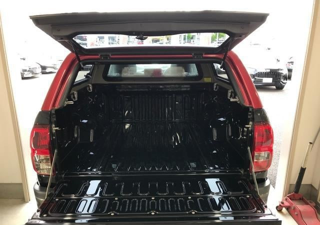 Toyota Hilux 2020 (4)