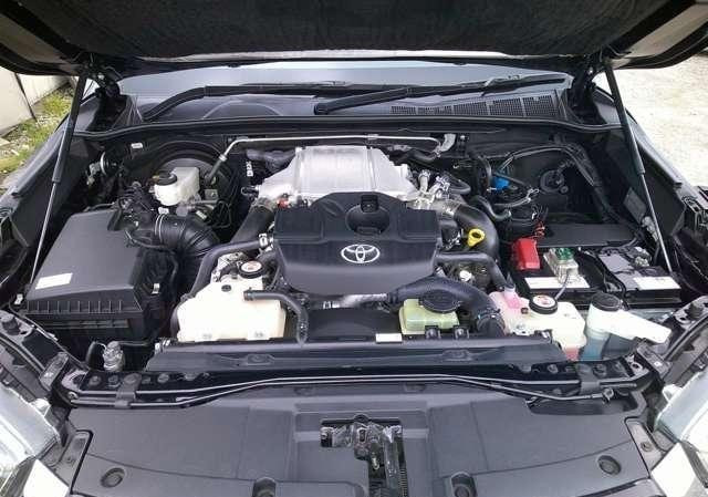Toyota Hilux 2021 (4)