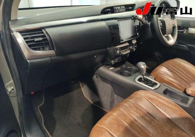 Toyota Hilux 2024 (5)
