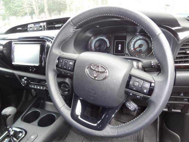 Toyota Hilux 2019 (5)