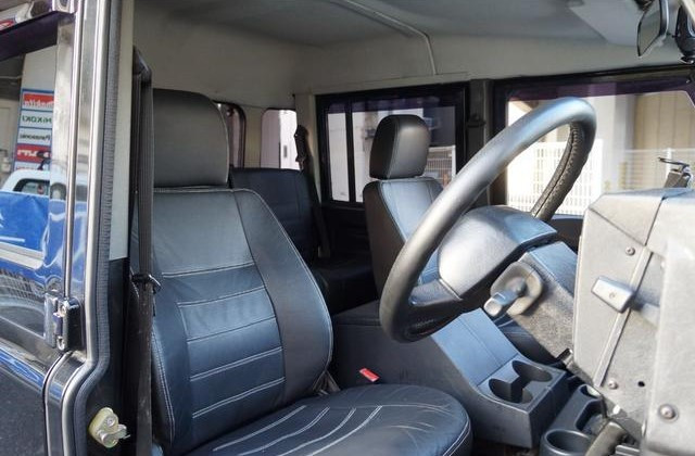 Land Rover Defender 110 2002 (5)