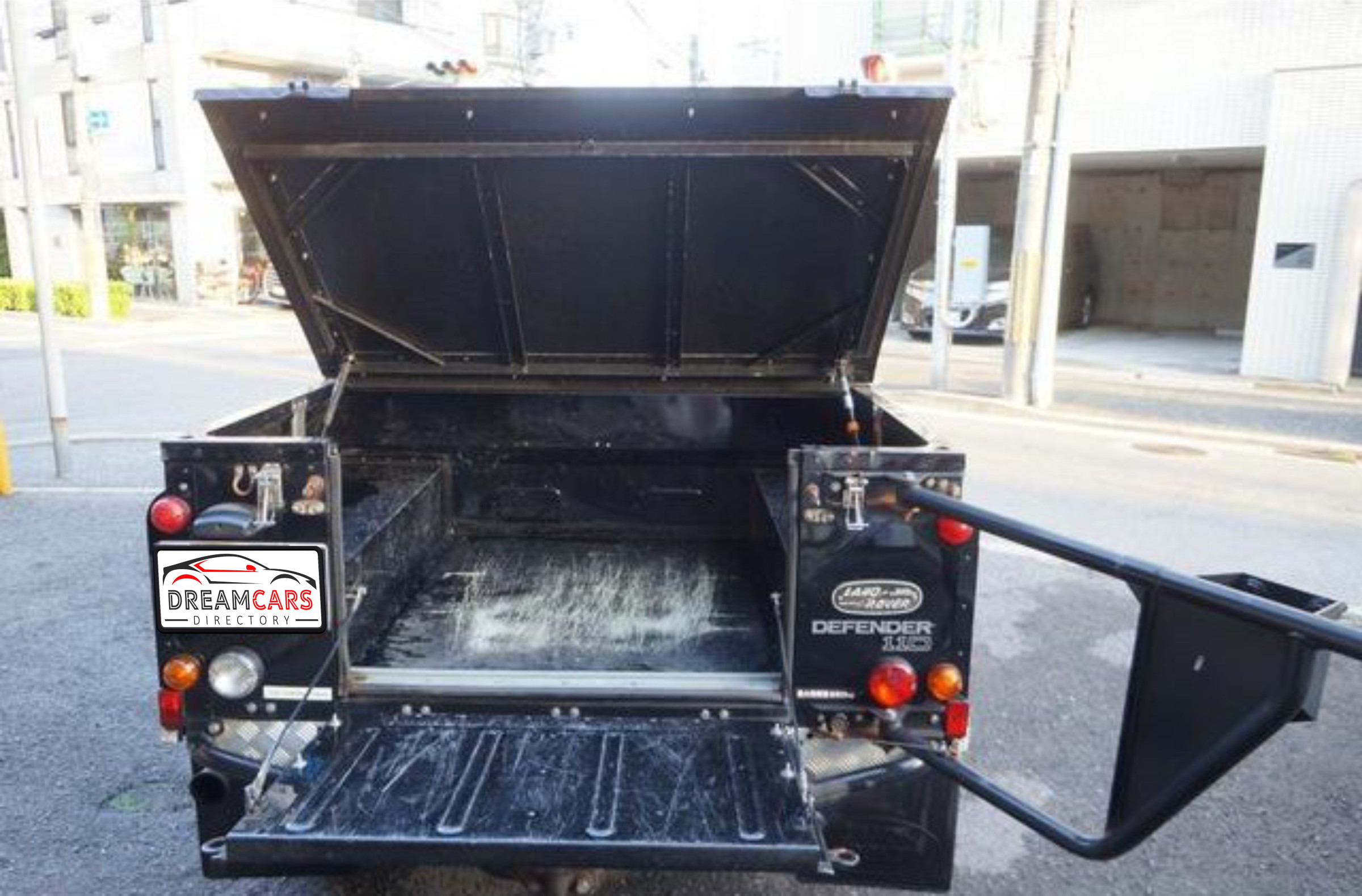 Land Rover Defender 110 2002 (4)