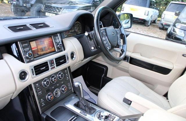Land Rover Range Rover 2021 (5)